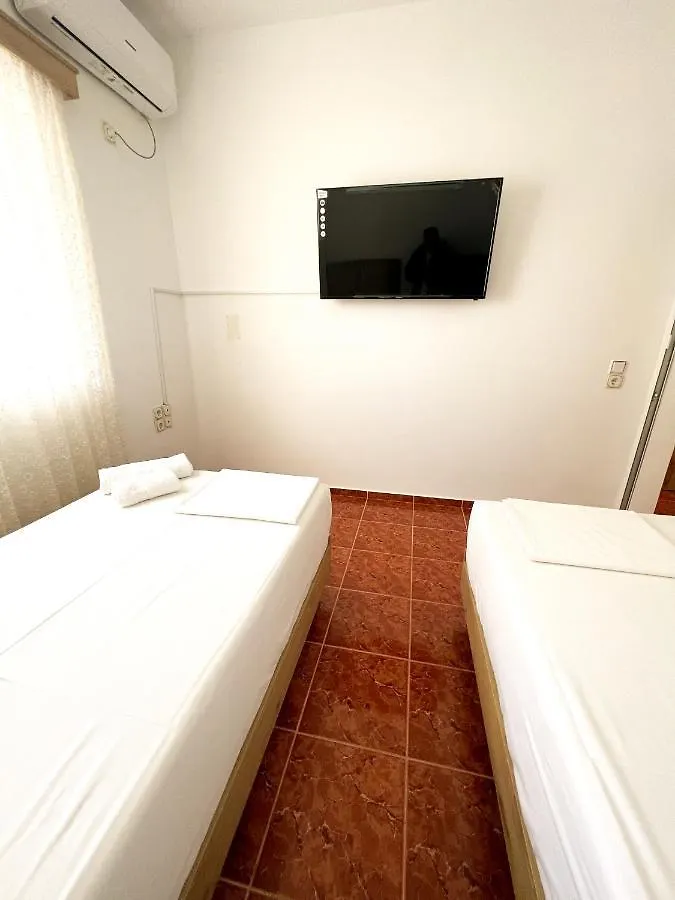 Garden Villa Sarande Apt-3