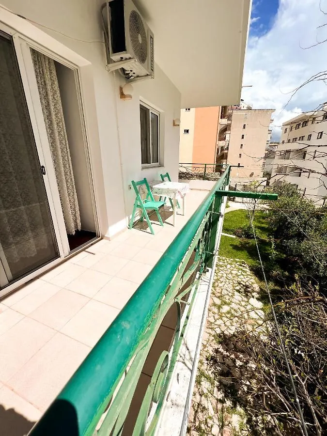 Garden Villa Sarande Apt-3 אלבניה
